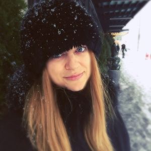 Meet your Posher, Genevieve